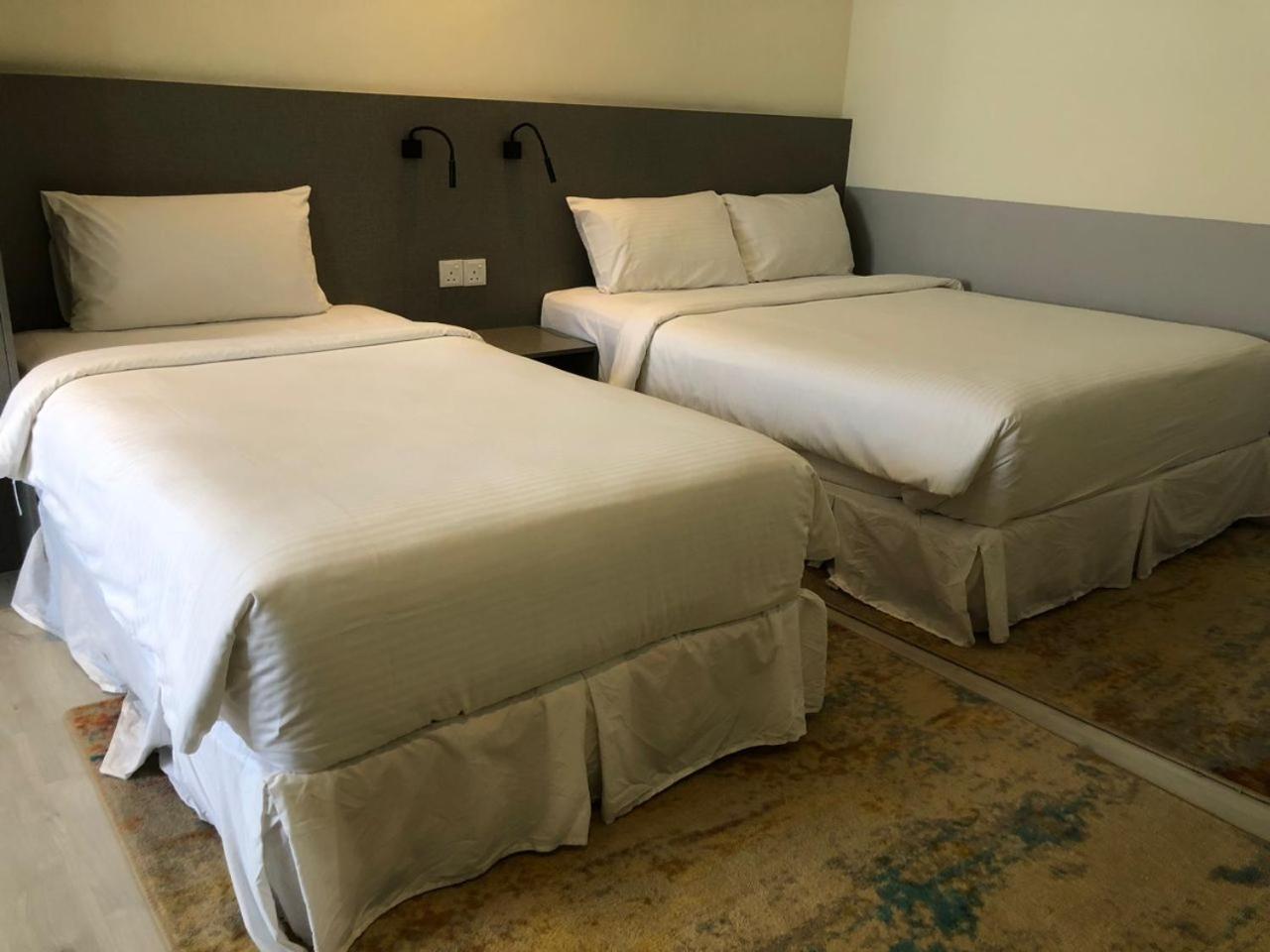 Hutton Suite Hotel Managed By The Ascott Limited Джорджтаун Экстерьер фото