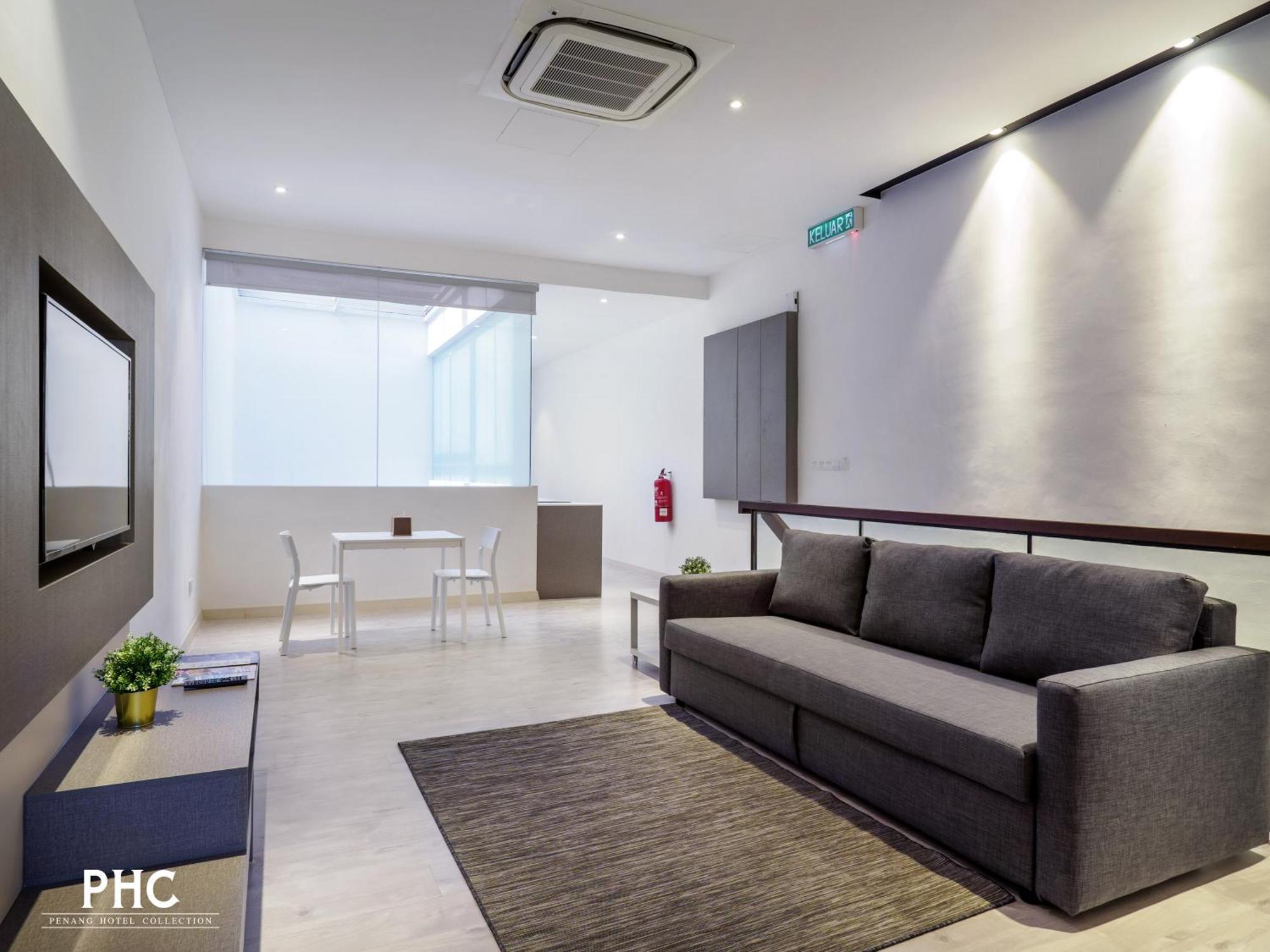 Hutton Suite Hotel Managed By The Ascott Limited Джорджтаун Экстерьер фото